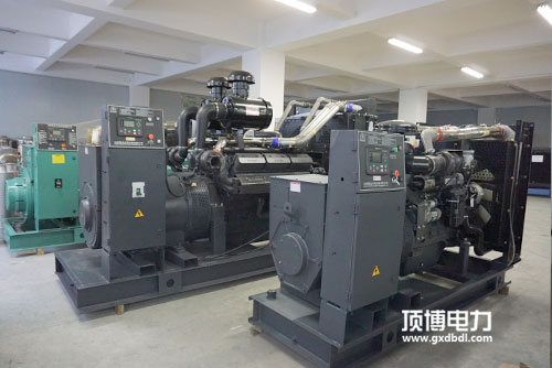 发电机组换不同品牌的机油要清洗发动机吗?
